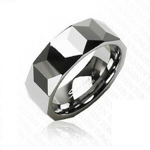 Ezüst színű volfrám gyűrű, csiszolt geometriai alakzatok, 8 mm - Nagyság: 59
